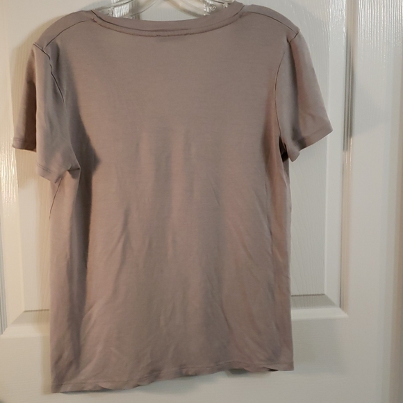 ZARA SHORT SLEEVE V-NECK T-SHIRT - Picture 3 of 3